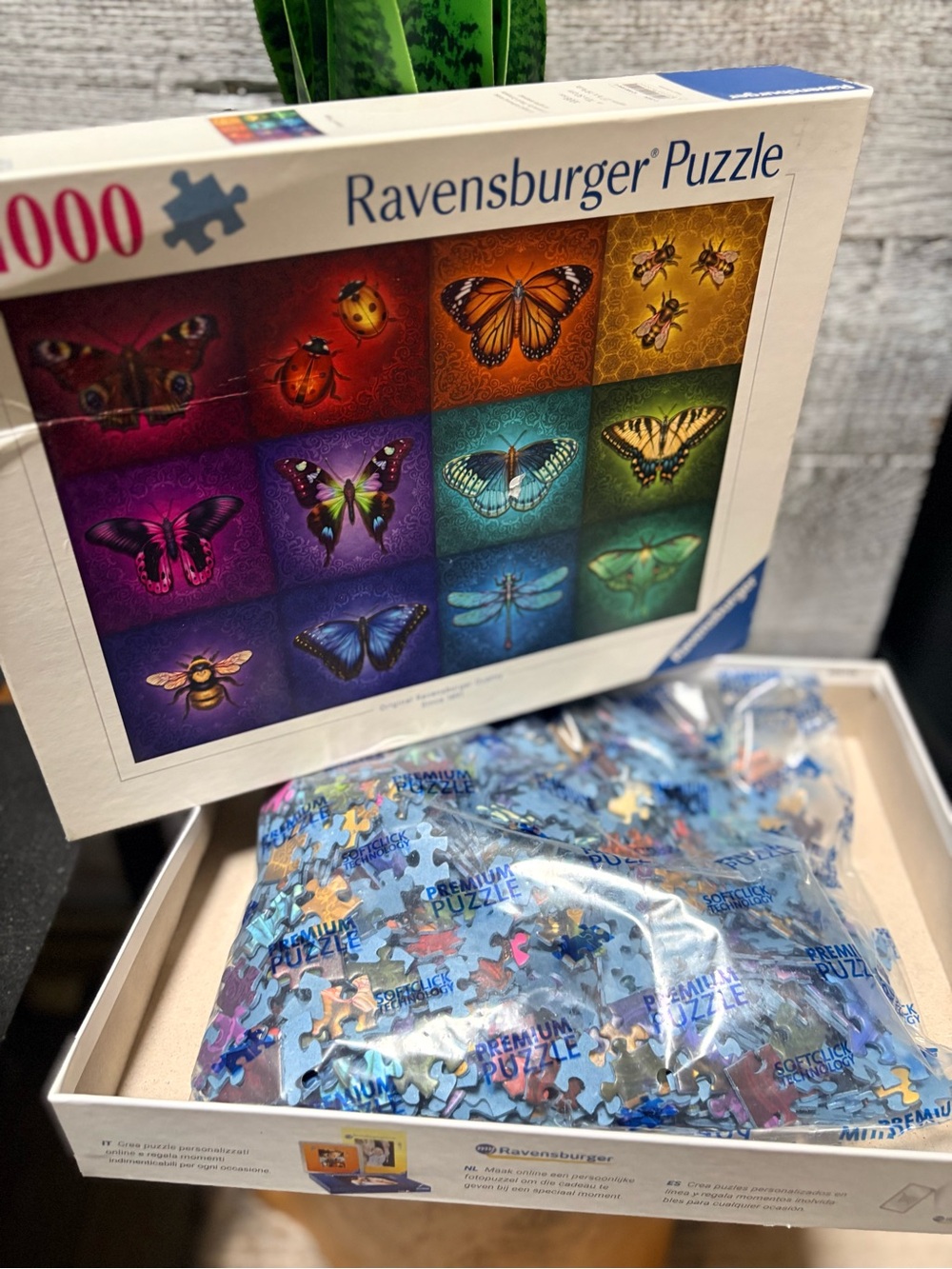 Ravensburger | "Winged Things" 1000pc Jigsaw Puzzle - Unopened Bag Damaged Box